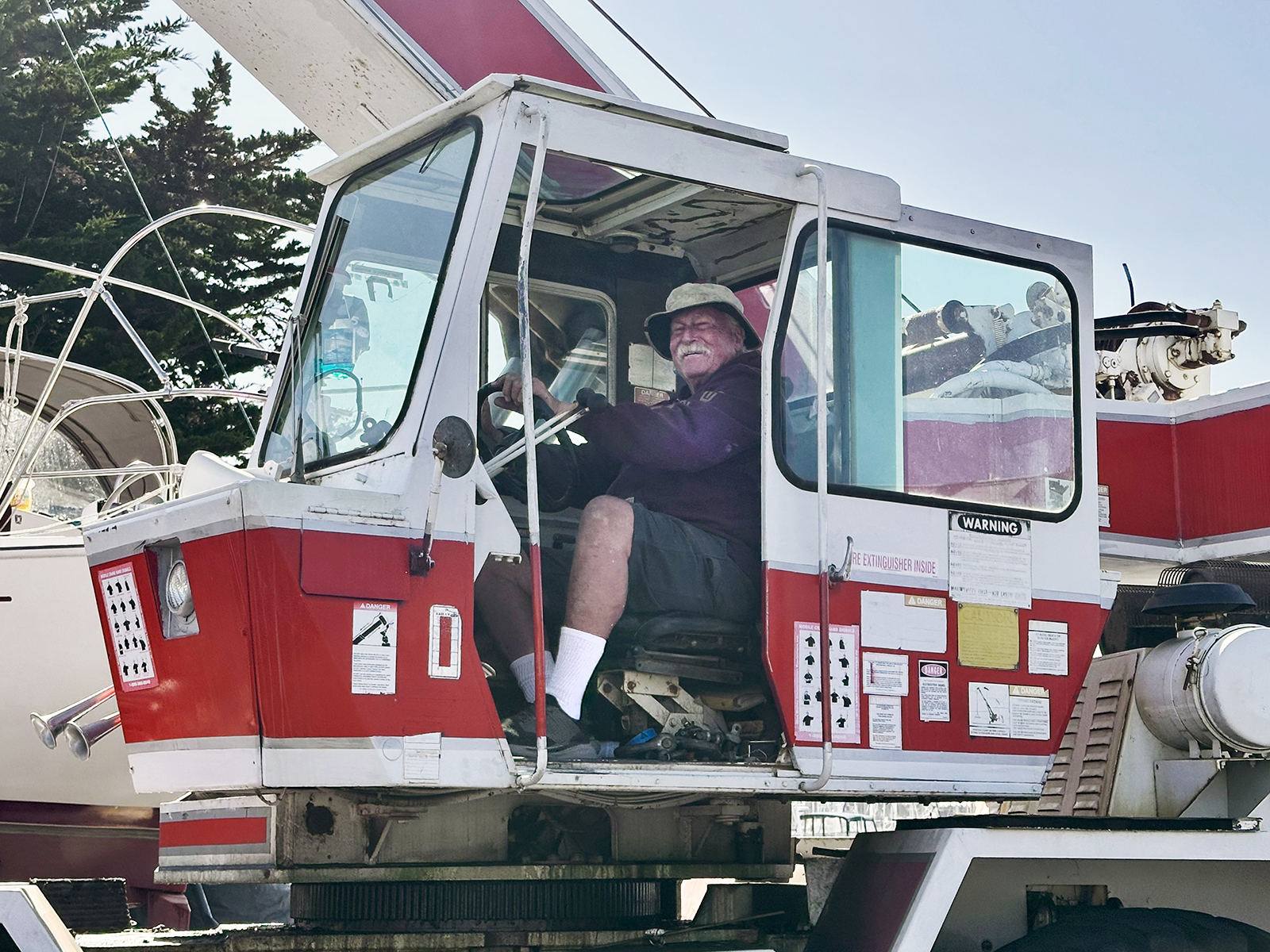 Cree operating the crane