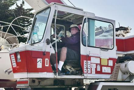 Cree operating the crane